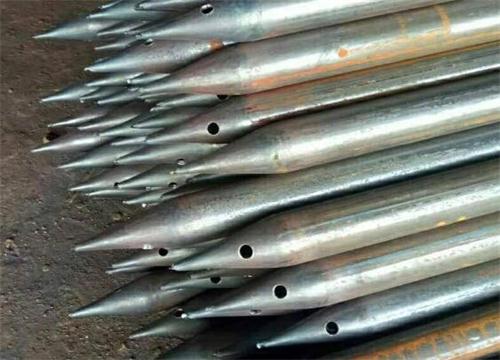 王益隧道钢花管现货